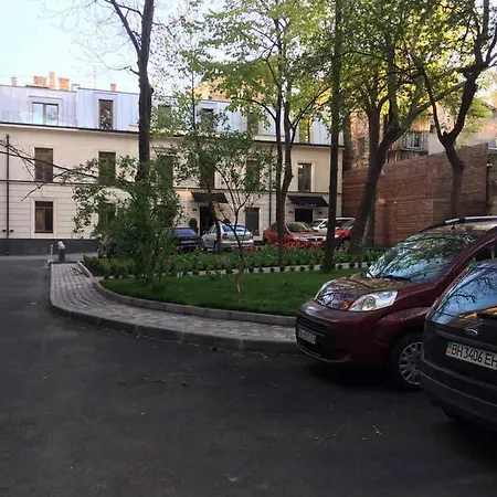 公寓 Near Deribasovskaya *